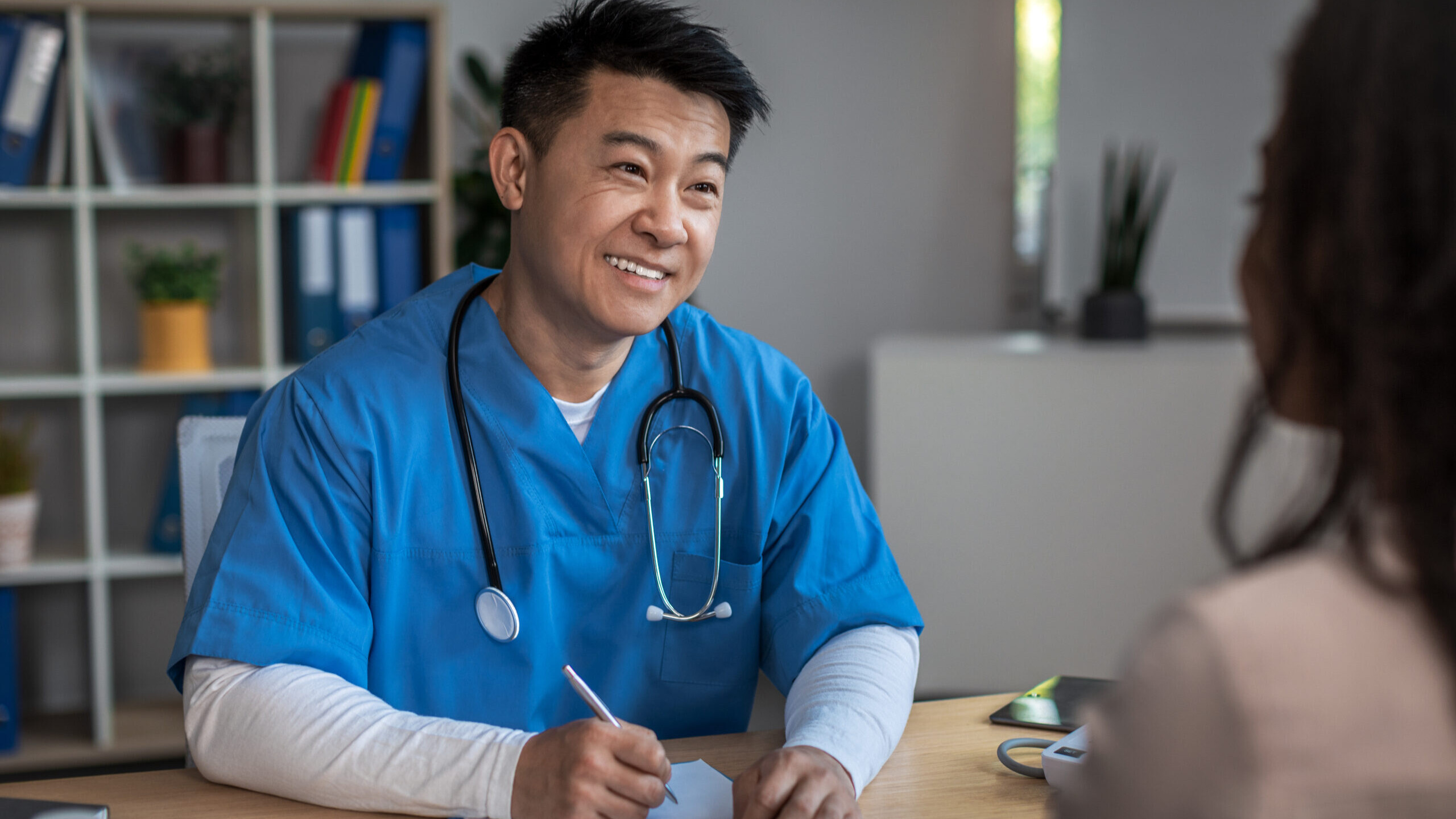 Mid-Career Providers Find Professional Rewards with Locum Tenens Opportunities